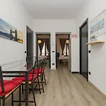 Bnbest Walk In Duomo 4-6 Pax Apartman