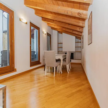 Bnbest Walk In Duomo 4-6 Pax Apartment *