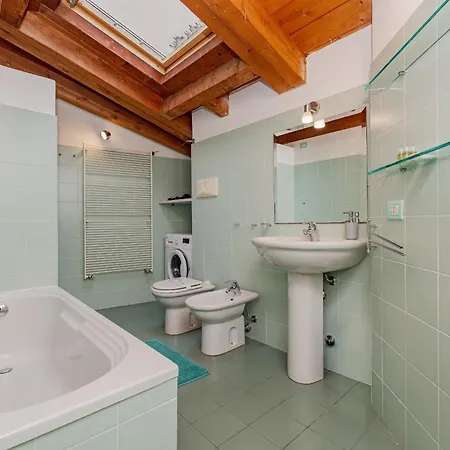 Apartment Bnbest Walk In Duomo 4-6 Pax Milan