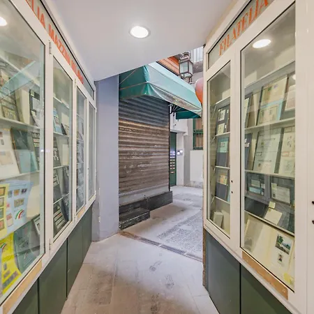 Apartment Bnbest Walk In Duomo 4-6 Pax
