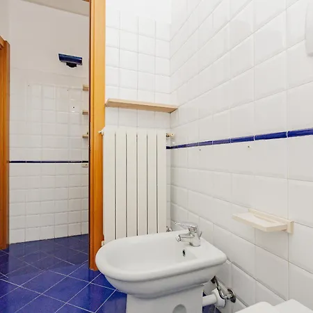 Bnbest Walk In Duomo 4-6 Pax Apartment