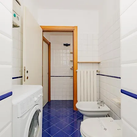 Apartment Bnbest Walk In Duomo 4-6 Pax Milan